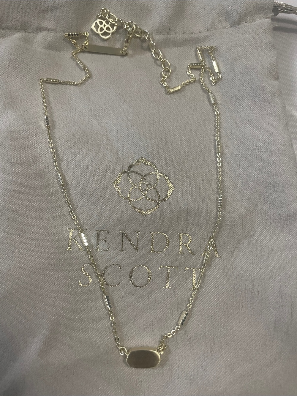 Kendra Scott Elisa Short Pendant Necklace Gold colored
